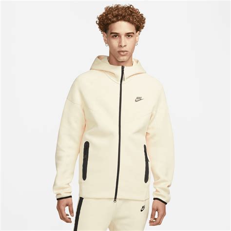 Nike Tech Fleece Windrunner (FB7921) 